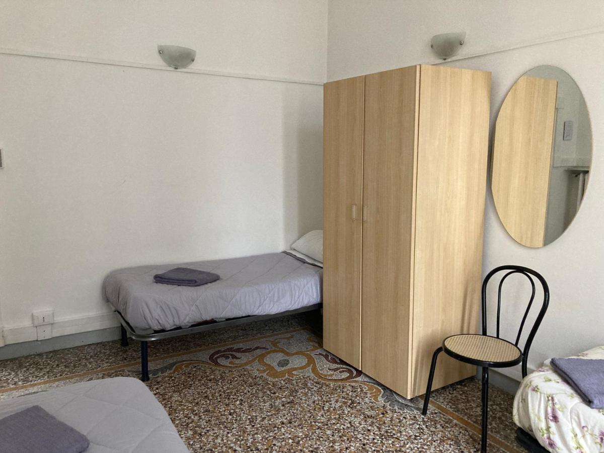 Guest House Roma 热那亚 外观 照片