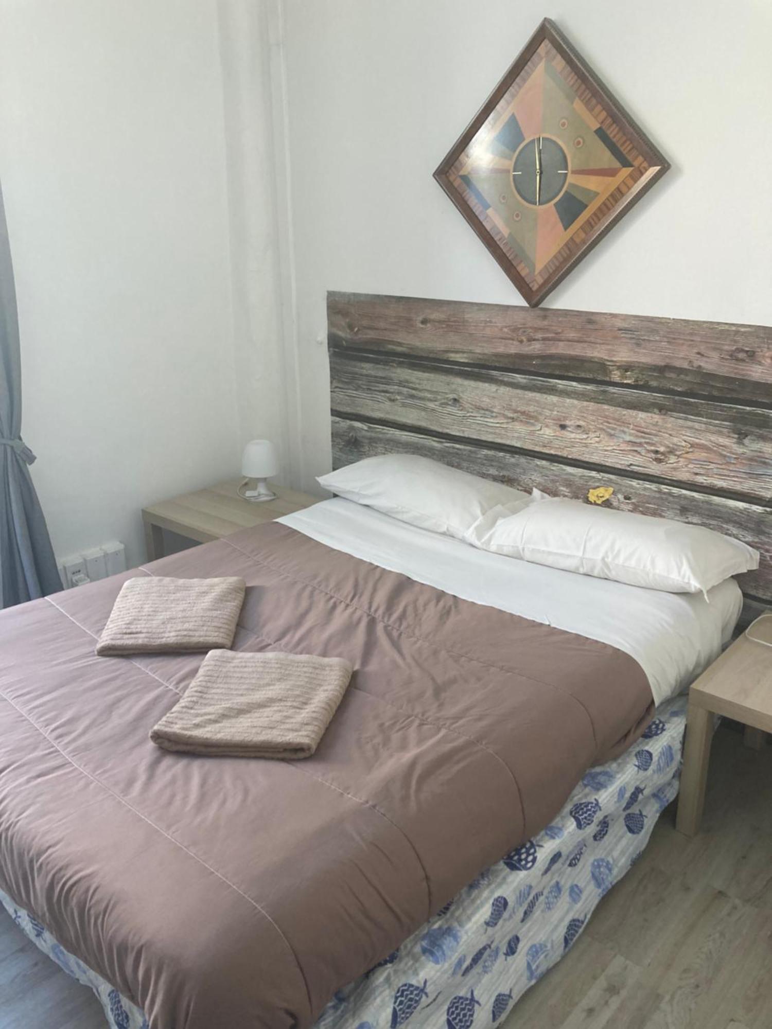 Guest House Roma 热那亚 外观 照片